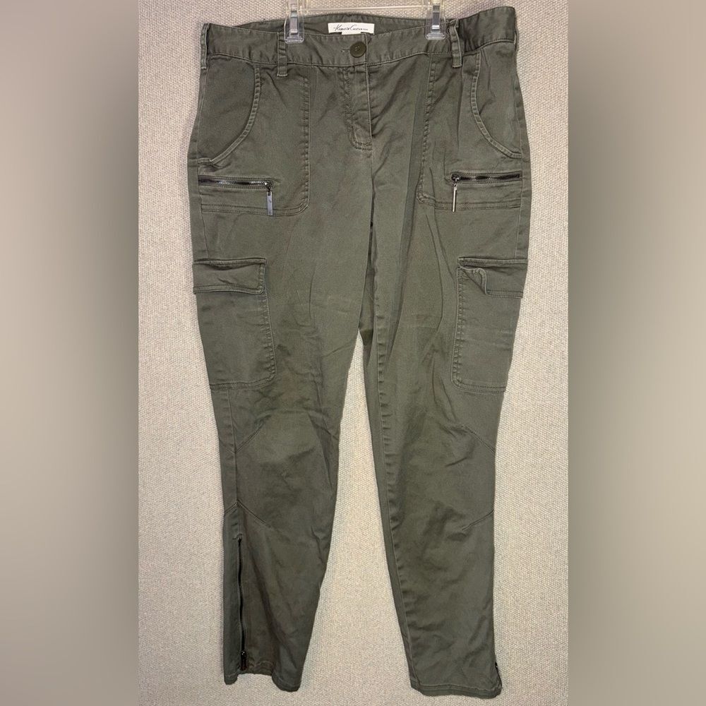 Kenneth Cole size 6 green cargo pants